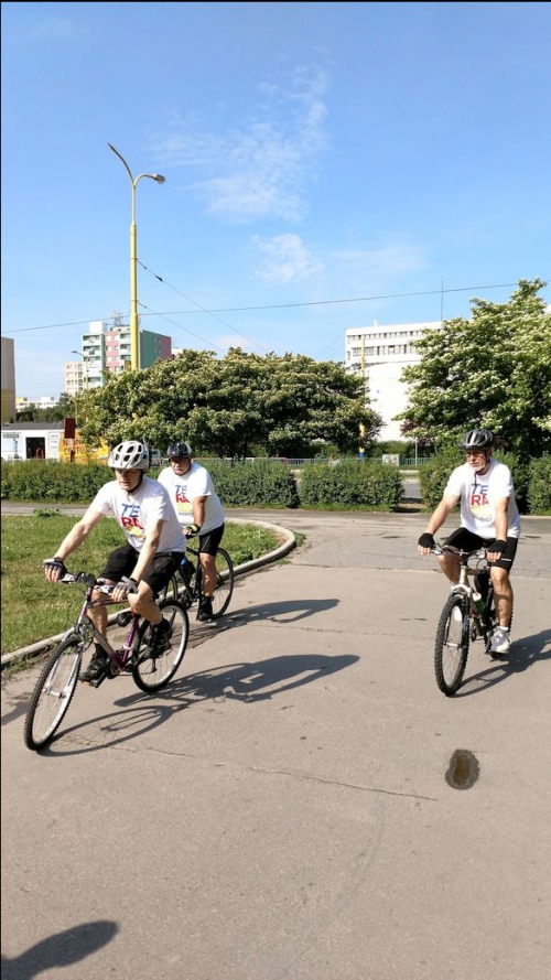 201706021216010.do-prace-na-bicykli-04