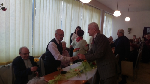 201712111020310.imag0256