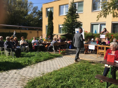 202110051005550.patranie-po-historii-terasy01