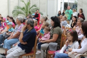 Divadlo Hopi Hope: Cisárove nové šaty / 23. 7. 2014 / Leto na Terase